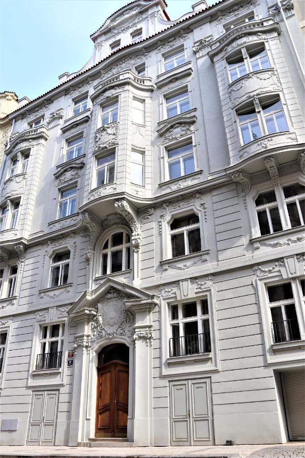 Flowers Apartments Prague Exterior photo