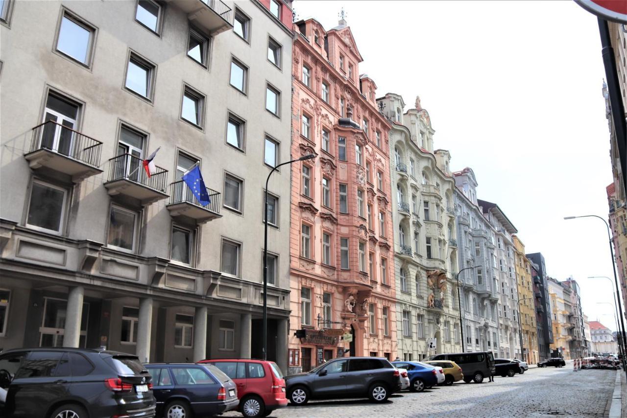 Flowers Apartments Prague Exterior photo